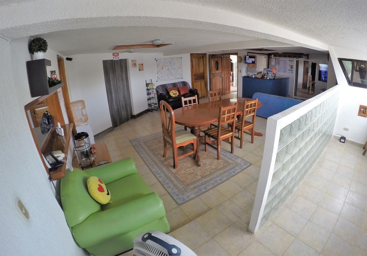 Izsla Hostel Playa Del Carmen Playa del Carmen Bagian luar foto